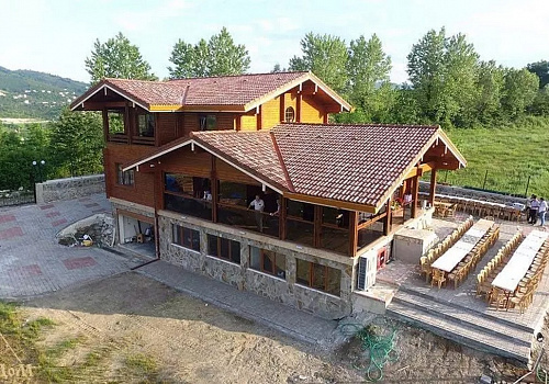 Объект №111: дом из бруса 142х145 с балконом и гаражом 0
